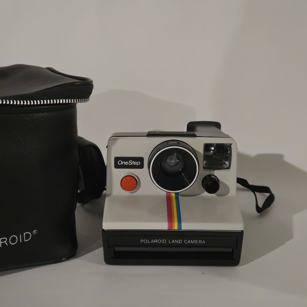 Vintage POLAROID OneStep Land Camera Sx-70 Instant w Original Case Untested